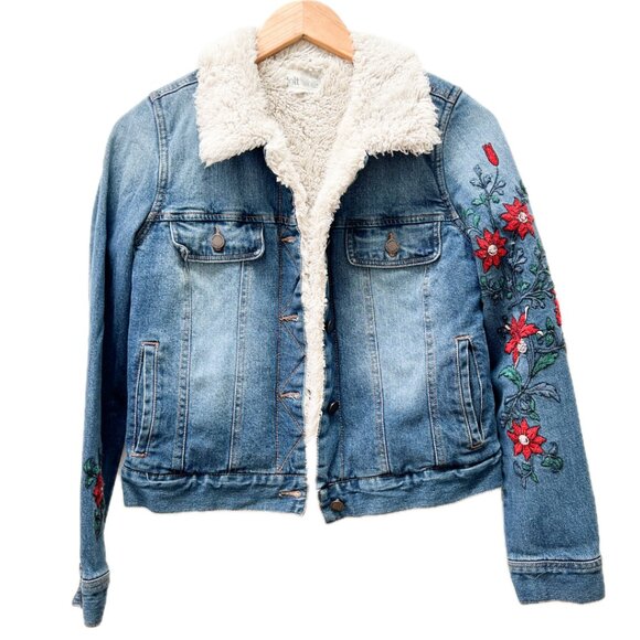 Sherpa Jean Jacket with Red Embroidered Flowers.  Size Small - Picture 1 of 11